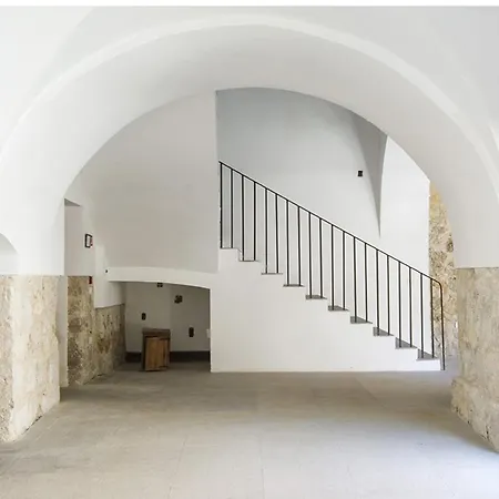 El Monasterio Escondido