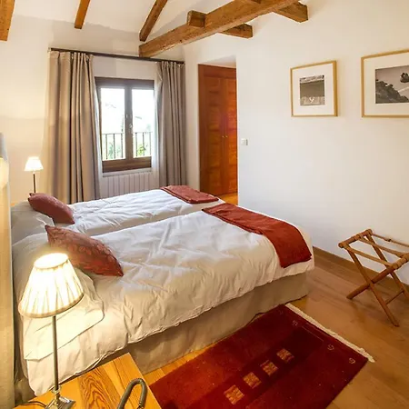 El Monasterio Escondido 4*