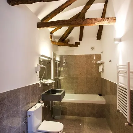 El Monasterio Escondido Hotel 4*